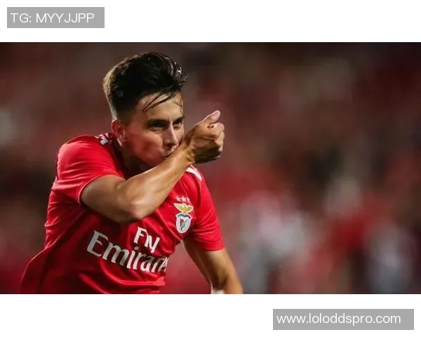 中超激战AC米兰惊险逆转本菲卡赛后点评引发热议