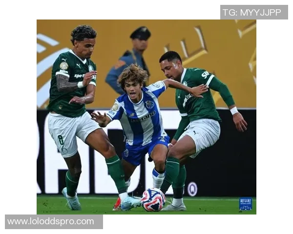 世界杯波尔图大胜里昂五球狂潮绝杀瞬间点燃全场激情解析