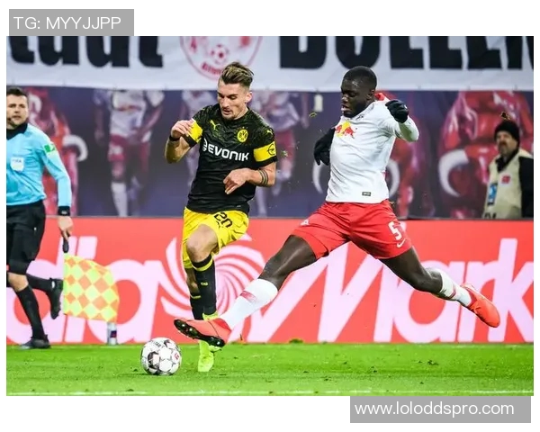 友谊赛激战莱比锡与多特蒙德平局点球大战精彩瞬间引发全场热烈反响