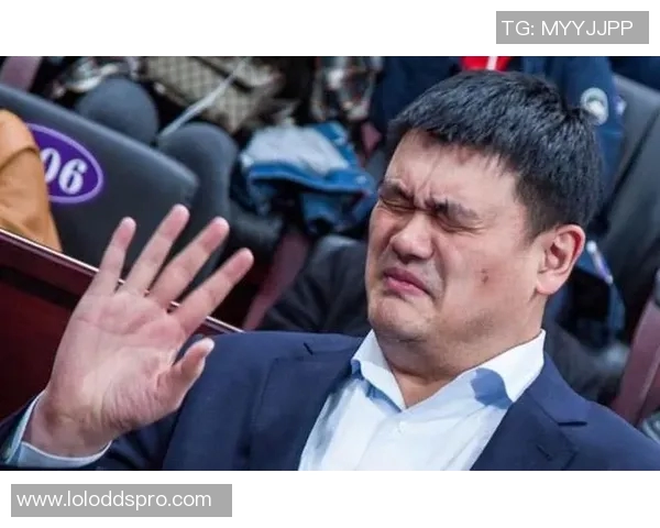 斯格拉姚明：从篮球巨星到文化桥梁的传奇人生与影响力探讨