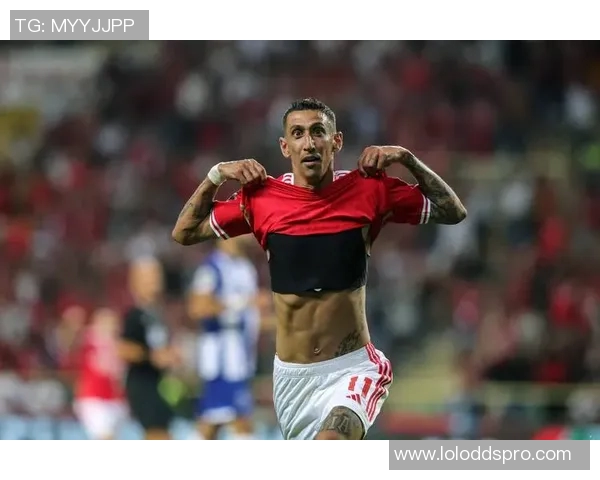 国王杯激战本菲卡与AC米兰互交白卷逆转瞬间引发全场热烈反响