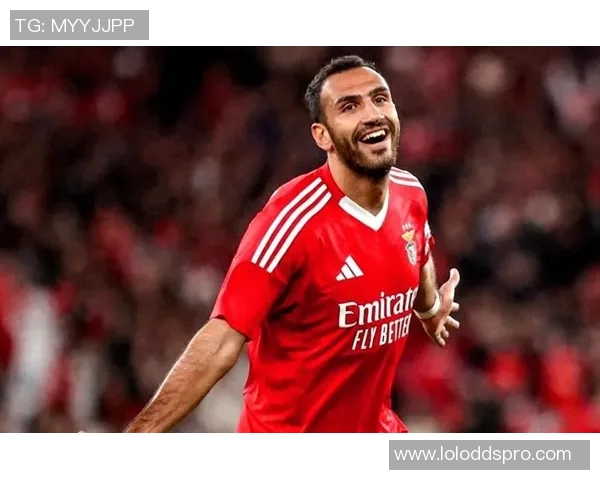 中超精彩对决尤文图斯逆转本菲卡帽子戏法点燃全场激情