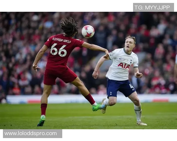 英超激战利物浦大胜热刺乌龙球引发全场狂欢与转会传闻热议