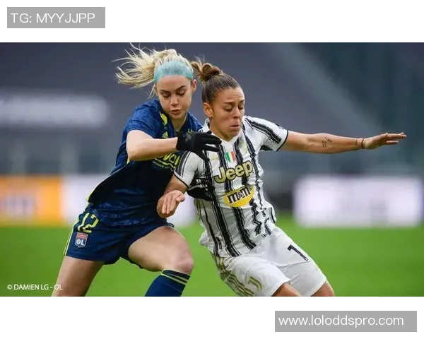 中超精彩对决尤文图斯大胜里昂逆转瞬间点燃全场激情