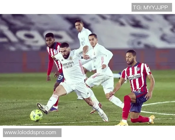 英超激战:马竞逆转皇马红牌事件引发全场热议与焦点分析 英超激战:马竞逆转皇马红牌事件引发全场热议与焦点分析